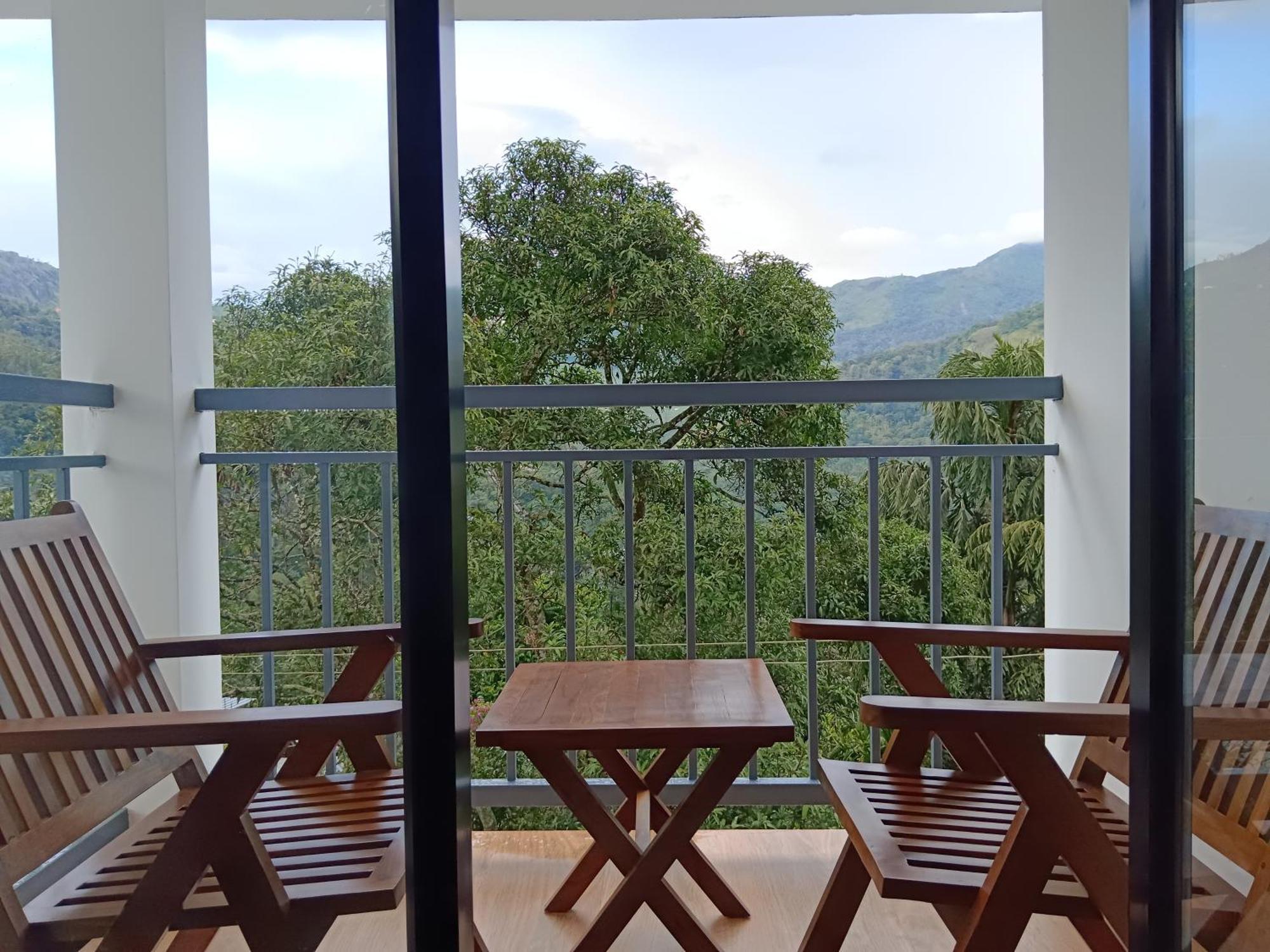 Apartamento Tea Elanza Devikolam Exterior foto